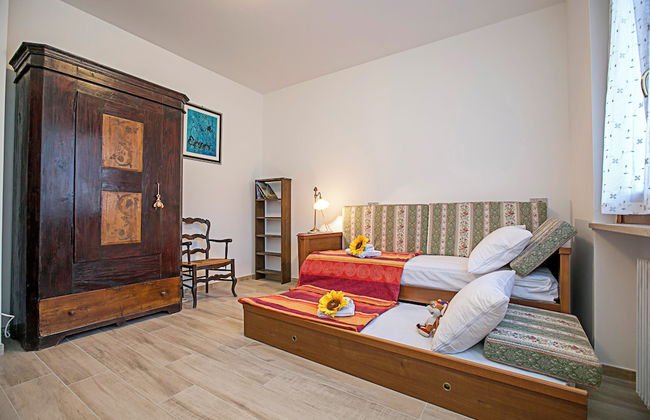 Bella Arco Apartment - Photo 2