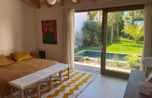 Contemporary Villa with Pool - Foto 35