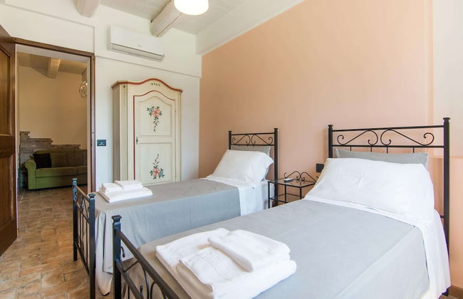 Villa in Ostra Vetere With Pool and Jacuzzis - Foto 9