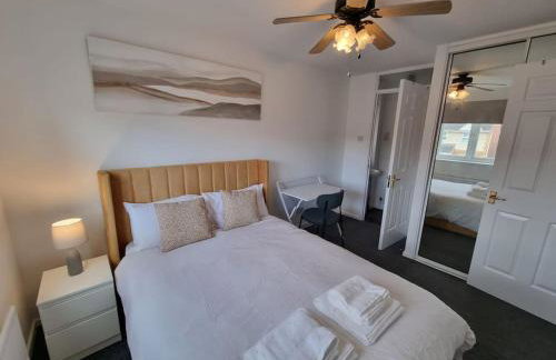 Charming 3Bed House in Strood - Foto 4