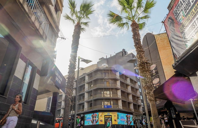 The Seven Apartments - Photo 55