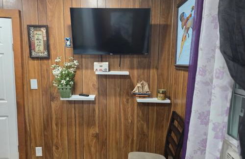 Charming 3 bedroom 2 bath home in Bloomfield with wishing well - Foto 30