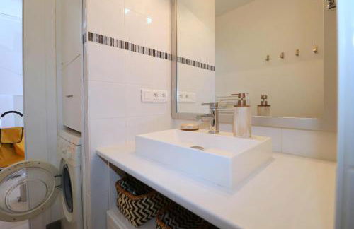 Le Bretagne by TAH - Hyper centre - parking - wifi - Foto 13