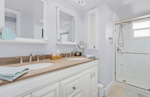 Villa Tiki w/ heated Pool very quiet & green Oasis - Photo 8