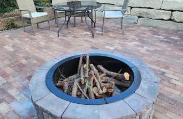 Spacious 2BR Apt Downtown, 2 Blocks from State Capitol - Foto 35