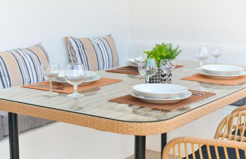 Cozy Sea View Home in Drios, Near Beaches and Shops - Photo 3