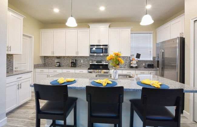 Solterra - 5 Bedrooms House w/pool-7035SR Home by RedAwning - Foto 12