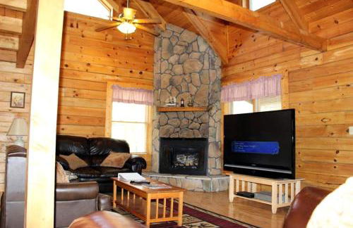 Spectacular Cabin Rental for Large Groups near New River in West Virginia - Foto 2