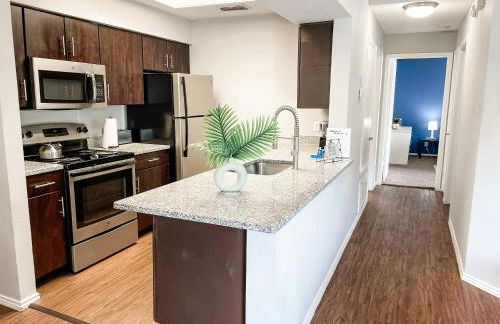 Family Retreat - Near Shopping, Dining & Beach - Foto 8