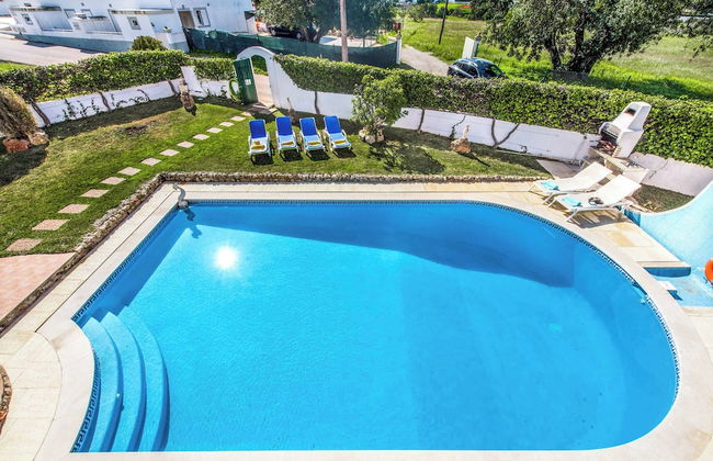 Villa Gira - Photo 35