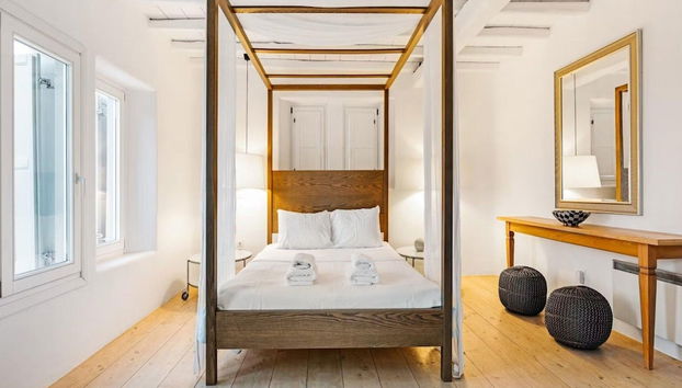 Stunning Villa Surrounded by Lush Greenery - Foto 3, Habitación