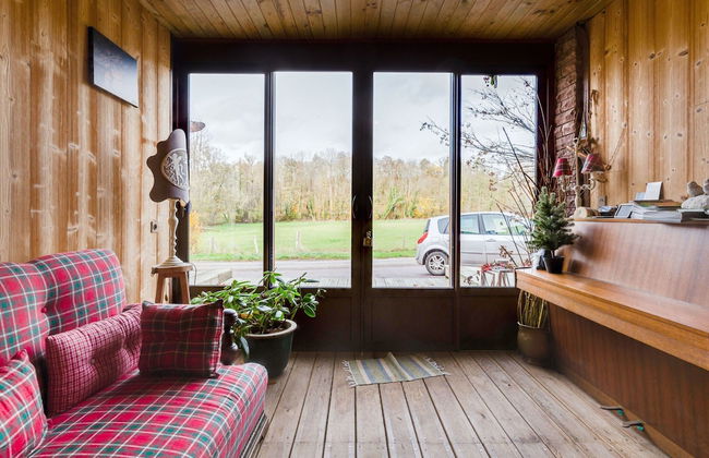 Holiday Home in Auvergne With Roofed Garden and Terrace - Foto 2