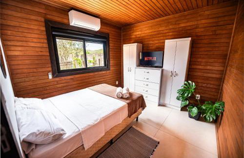 Cabana Aconchegante a 800m da Praia com 4 Quartos, Lareira Externa, Aquecedor em 2 Quartos, Netflix e Pet Friendly - Foto 49