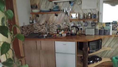 Cosy rustic cabin with hot tub and country views - Foto 2