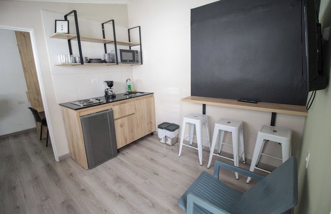 Manila by Roots Rentals - Foto 39