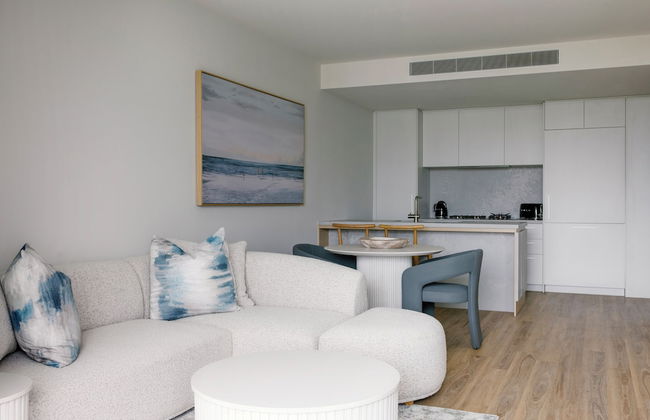 Kirra Point Holiday Apartments - Photo 20