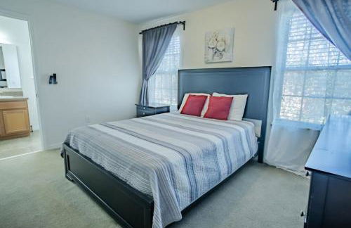 Cozy Villa w Private Pool Game room 1056 - Foto 15