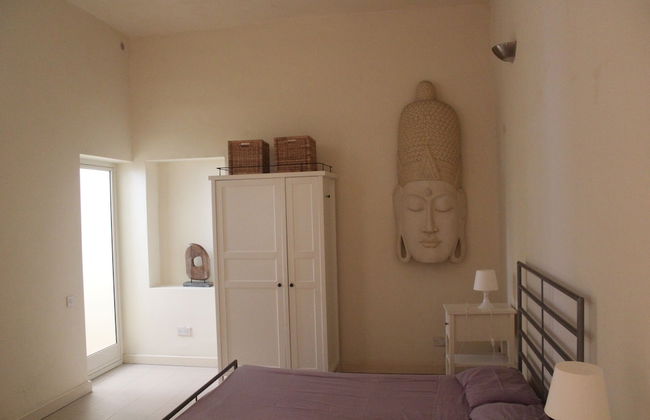 Stylish, Modern, Central Apartment in St Julians, Malta - Sleep 4 - Foto 2