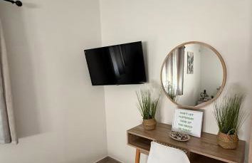 M & F HOUSE (παραλία Μαρκοπούλου Ωρωπού) - Foto 17