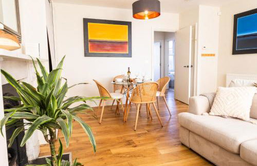 2-Bed Apartment in Redland, Bristol - Work-Ready - Foto 32