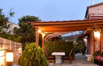 George & Helen's House - Photo 3