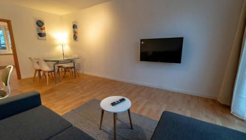 Central, cozy, bright design 3 Room Apt - Foto 3