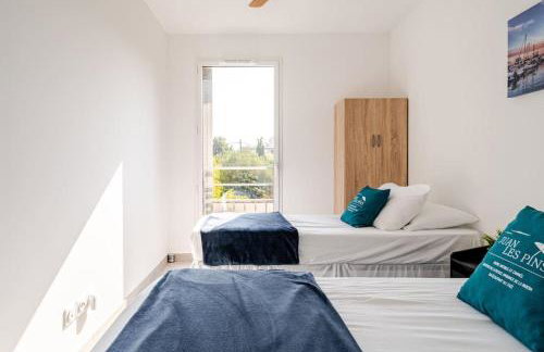 Newly Built Apartment with Pool, Walk to the Beach - Foto 35