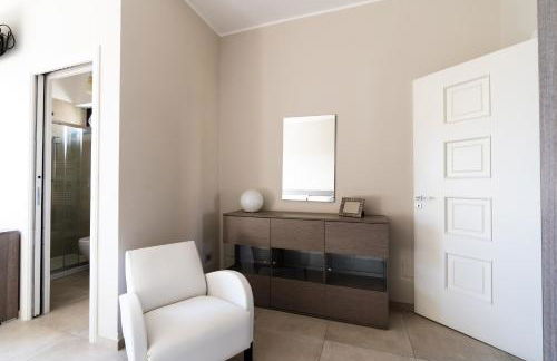 Trani with view - roomy apartment with balconies - Foto 15