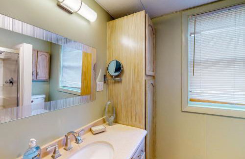 Sauna! Northern Maine Base Near Snowmobile Trails - Foto 19