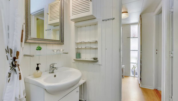 "Deik" - 2km to the fjord - Foto 3, Bathroom / Wellness