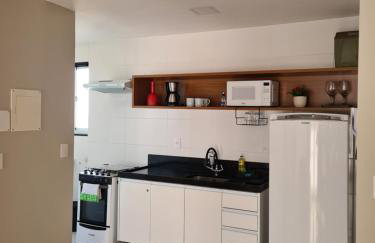 ESPETACULAR!! Apto na PRAIA DE ITAPARICA - Com Wi-Fi 360mbps, Ar Condicionado, Estacionamento Coberto e Cozinha Completa - Foto 12