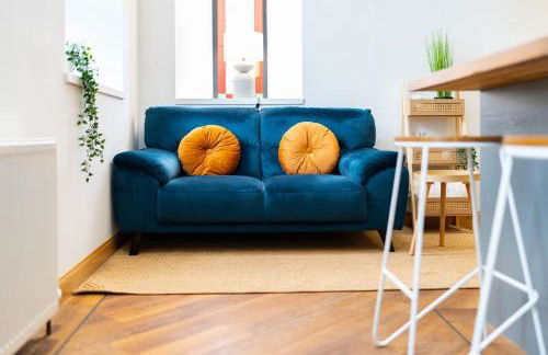 The Church Front - Photo 4