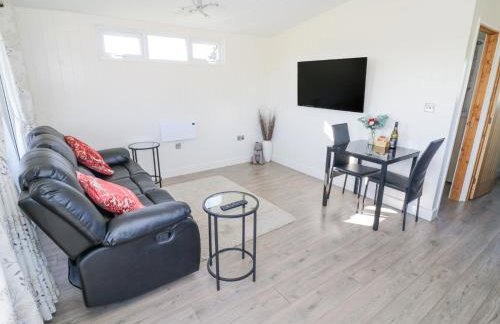 Cotswold View 2 - Photo 3