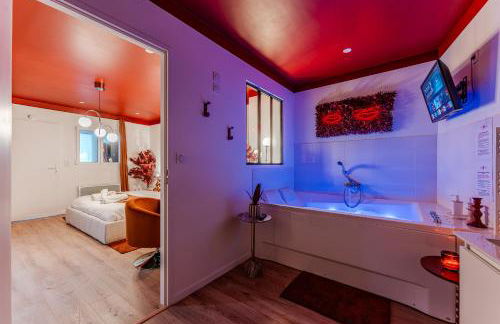 L'Écrin Rouge Escapade Romantique et Balnéo Privé - Foto 1