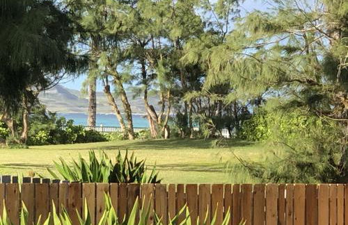 Gorgeous Renovated 1937 Plantation Style Beach House 50 Steps To The Center Of The Beach 5 Bedroom Home by RedAwning - Foto 28