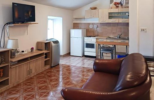 Amazing Home In Koromacno - Foto 2