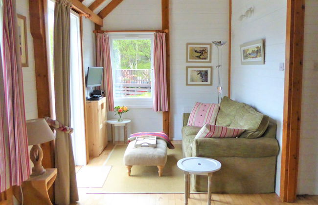 2 bedroom House in Isle with garden and terrace - Photo 2