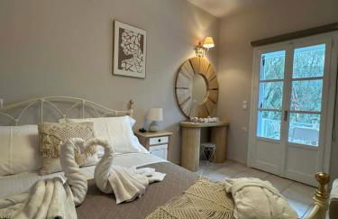 Το Αίθριο - Foto 1