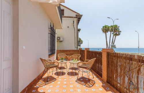 Living4malaga Seafront Duplex - Photo 24