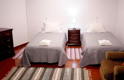 Green Valley Cruzinhas House with Fireplace & BBQ - Foto 31