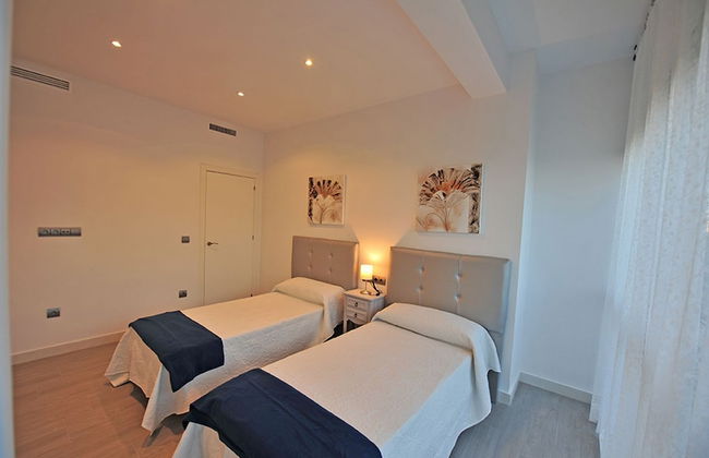 Terrazas Plaza Arenal 5 Dormitorios - Photo 14