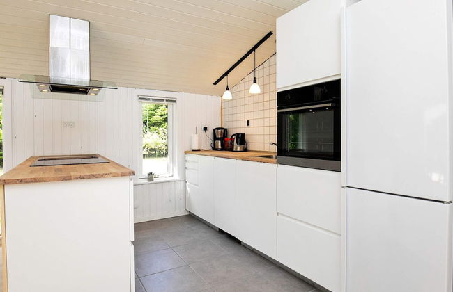 8 Person Holiday Home in Hals - Photo 5