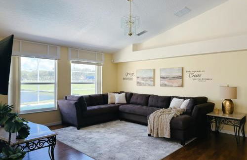 Luxury Family Villa with Pool Near Disney Parks - Foto 10