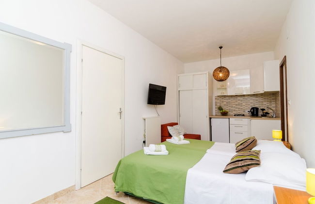 Apartments Versus- Studio Apartment With Terrace - Foto 9