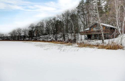 Stunning Cabin Getaway Surrounded by Towering Pine Trees in Walker, Minnesota - Foto 7