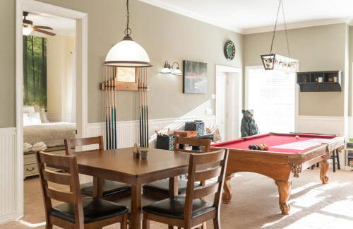 Mountain Retreat with Hot Tub, Game Room and Views - Foto 51