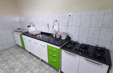 Super Confortável, WiFi Rápido, Garagem Coberta, 2 Banheiros, Suíte, 3 Quartos, Microondas, Cozinha Grande Completa, Mesa de Jantar Grande, Entrada Privativa, Perto do Shopping Pátio Matosinhos, 5 min do Centro Histórico - Foto 31