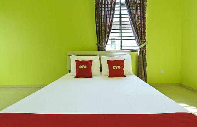 OYO Home 90532 Casa Azlinda Muslim - Foto 17