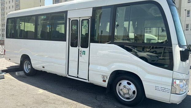 Flughafen Abu Dhabi zum Hotel in Dubai, Ankunft, Abreise mit Van oder Bus - Foto 4, Achterbahn 22 Sitzer