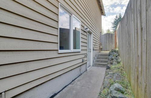 Near Public Transit and Walkable! Airy Seattle Apt - Foto 3